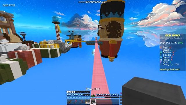 playing minecraft on the server Hypixel смотреть онлайн