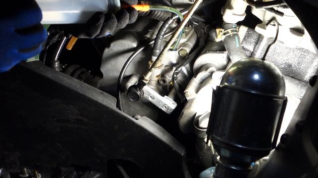 KAWASAKI Brute Force 300 Transmission case oil change смотреть онлайн