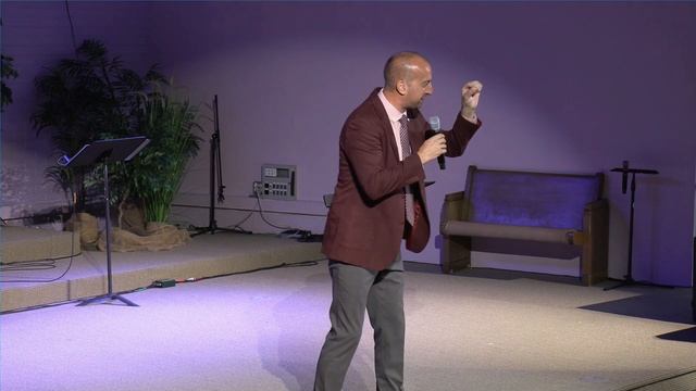 Я служу - значит я живу. Пастор Руслан Зинченко. смотреть онлайн