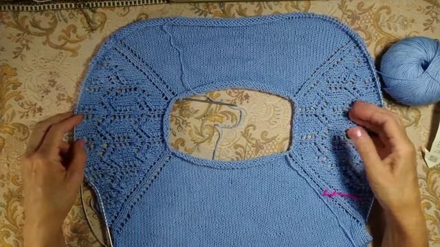 Летняя кофточка с ажурными рукавами//реглан сверху..