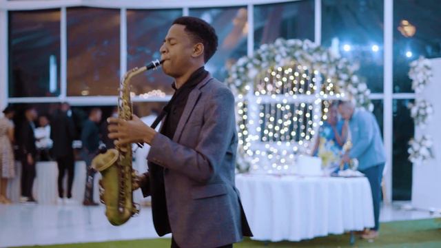 Ed Sheeran - Thinking out loud - Saxophone Cover by Israel Pappy (Live at Wedding) смотреть онлайн