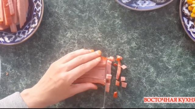 Салат из лапши Роллтон... Роллтонли салат. смотреть онлайн