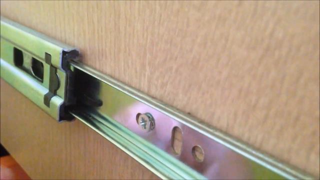 Как вытащить ящик с телескопических направляющих смотреть онлайн