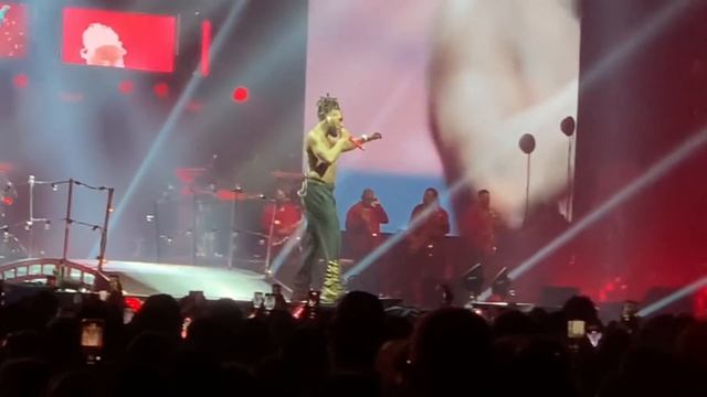 Burna Boy - Live Concert in Paris 2023 - Full Performance - Damini Tour смотреть онлайн