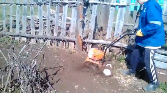 обработка земли миникультиватором смотреть онлайн