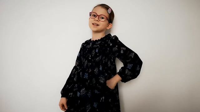 Гранина София 3 класс. Сергей Михалков. Басня "Две подруги" смотреть онлайн