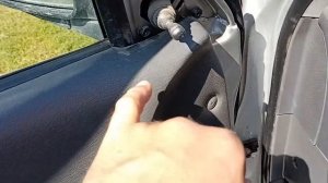 КАК СНЯТЬ ЗЕРКАЛО БОКОВОГО ВИДА Kia Spektra