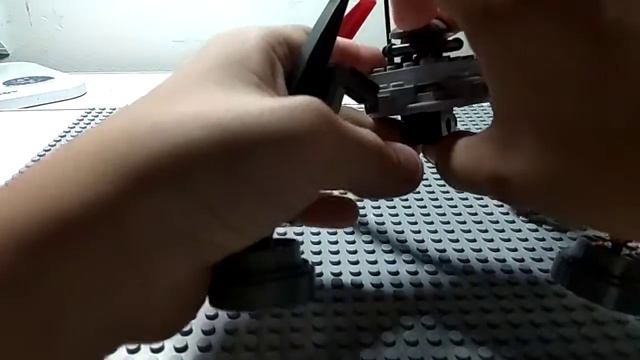 Дроид паук самоделка из Лего смотреть онлайн