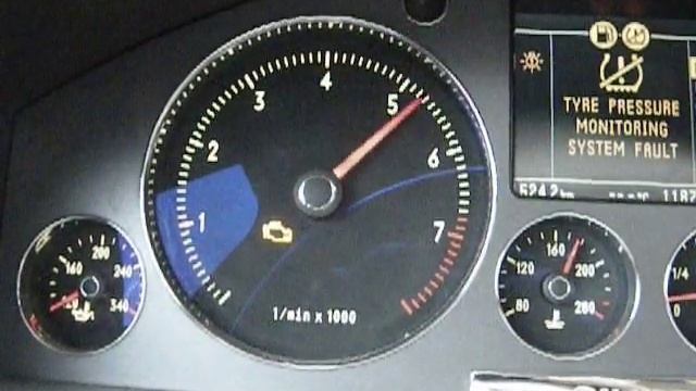 VW PHAETON 2