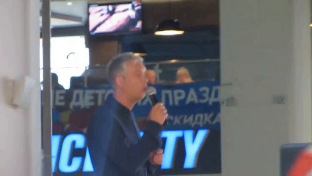 Сергей Светлаков (Пресс-Конференция фильма Жених) ТЦ Аврора. Самара 2016. смотреть онлайн