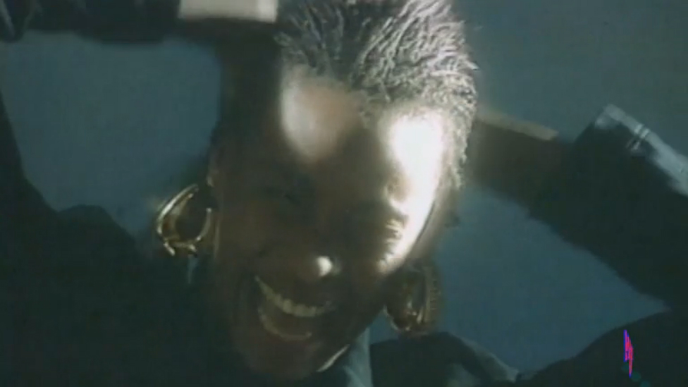 Corona - The Rhythm Of The Night (Eric Mullder Video Edit)