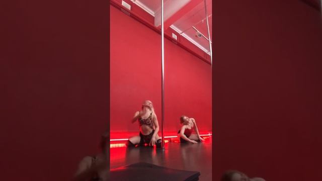 Танцы Exotic