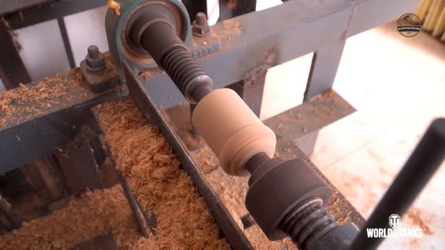 Папа тратит 3 месяца на строительство любимого танка своего Сына