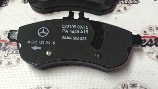 A0074209220, A 007 420 92 20 Колодки тормозные передние Mercedes SLK R172 / C W204 / E W212 смотреть онлайн