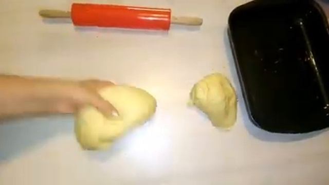 Пирог с колбасой, грибами и картофелем смотреть онлайн