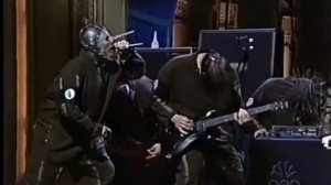Slipknot - The Heretic Anthem (Live At Late Night With Conan O'Brien 08/10/2001) HQ