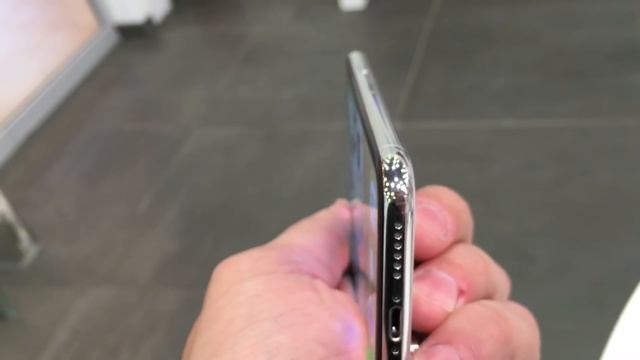 iPhone X вздулась батарея смотреть онлайн