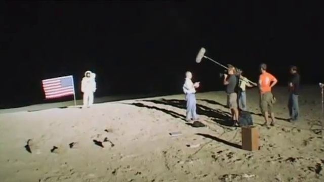 The Truth Behind The Moon Landings [FULL DOCUMENTARY] смотреть онлайн