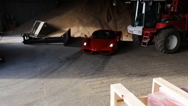 ENZO FERRARI 2002