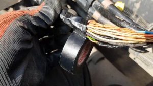 Renault Premium 440 DXI, сбой электропитания тахографа, ремонт эл. проводки.