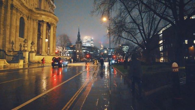 London Rain Walk at Dusk - Waterloo to the City of London incl. NEW Bank Station - 4K 60FPS смотреть онлайн