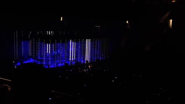 Nine Inch Nails live Laser Prison смотреть онлайн