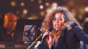 I'm Every Woman ft. Candy Dulfer (WHITNEY - a tribute by Glennis Grace)