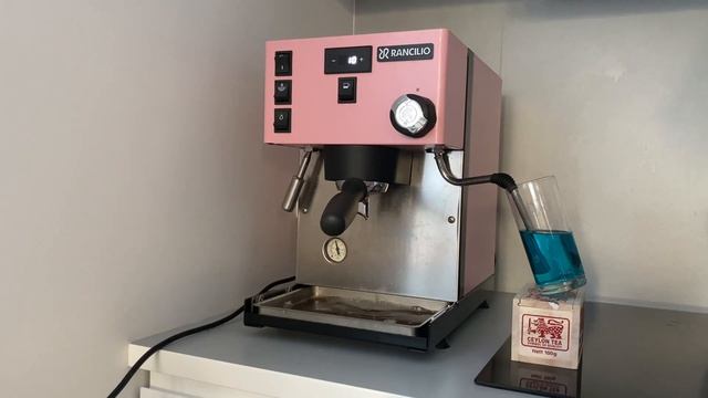ULTIMATE Coffee Machine Cleaning Tutorial. Rancilio Silvia Pro + Baratza Sette 270 cleaning смотреть онлайн