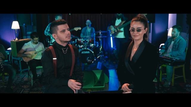 Bilal Sonses & Derya Bedavacı - Sende Kaldı Yüreğim (Akustik) смотреть онлайн