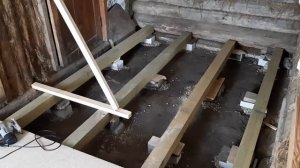 Ремонт в дачном доме. Замена полов.