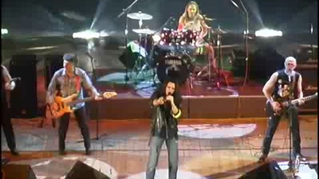 А.Монин, рок-группа "Круиз", концерт в ДК "АЗЛК" - "Послушай человек", 2002г. смотреть онлайн