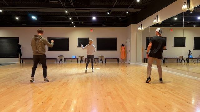 15 Minute Samba Dance Workout Back View | 5 Songs - 5 Difficulty Levels | Follow Along Dance Routin смотреть онлайн