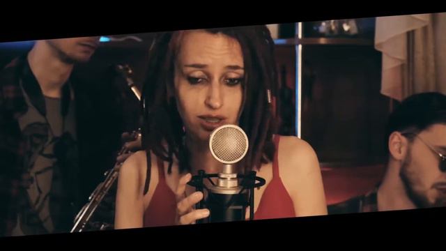Cream Soda & Хлеб - Плачу на техно | Дым синема cover смотреть онлайн