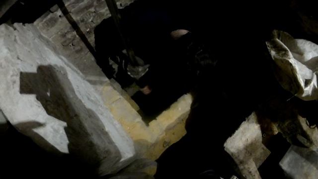 Делаем скважину в гараже своими руками. Часть 1. смотреть онлайн
