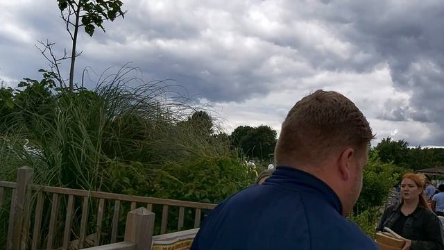 ENGLAND. WOBURN. SAFARI PARK.PICNIC AREA , LAKE.АНГЛИЯ WOBURN САФАРИ ПАРК ЭРИЯ ДЛЯ ПИКНИКА,ОЗЕРО Ч смотреть онлайн