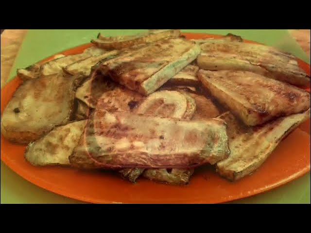 Необычная закуска из обычных кабачков. (An Unusual Appetizer Made From Ordinary Zucchini).