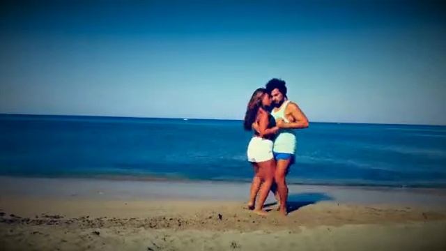 ATTENTION -Bachata sensual en la playa- Rocco&Claudia смотреть онлайн