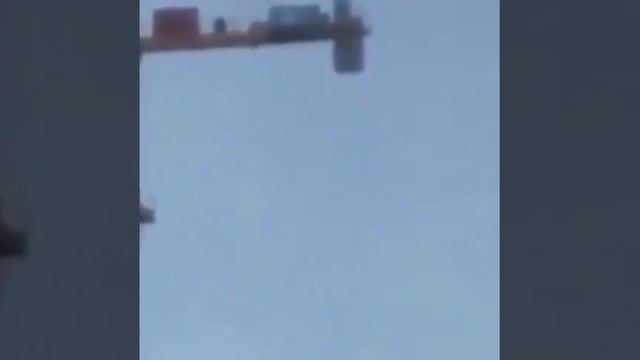 видео читающего намаз крановщика смотреть онлайн