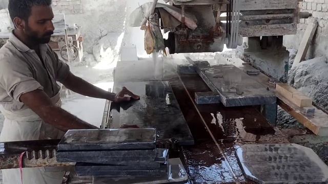 Резка и полировка напольного мрамора. Полный процесс на мраморной фабрике. смотреть онлайн