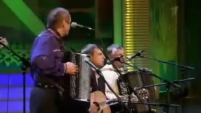 Два брата поют о селе / Two brothers sing about village смотреть онлайн