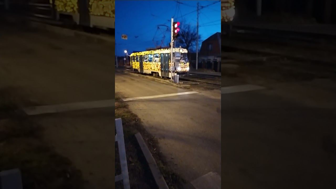 Новогодний трамвай. смотреть онлайн