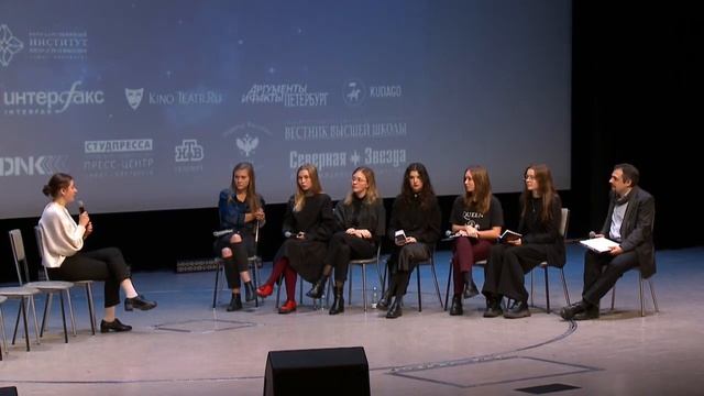 Обсуждение программ 8-10 с авторами фильмов и киноведами (17.10.2022) смотреть онлайн