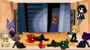 Реакция фнаф на Сумочкина "Обзор Five nights at Freddy's 4"