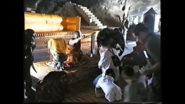 Monkey Mountain & Tham Suwan Kuha Temple Phuket смотреть онлайн