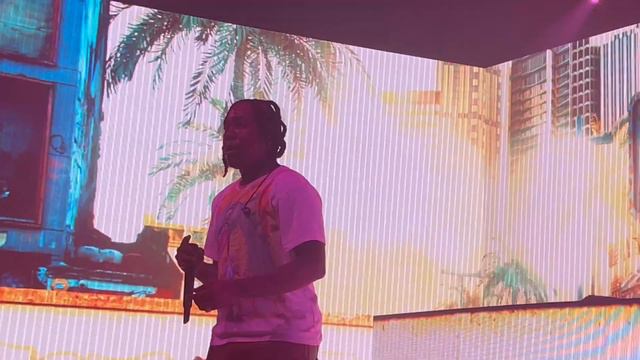 Cardigan — Don Toliver Salt Lake City Cactus Jack Concert 2/18/23 Front Row смотреть онлайн