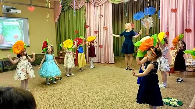 Праздник 8 марта в средней группе смотреть онлайн