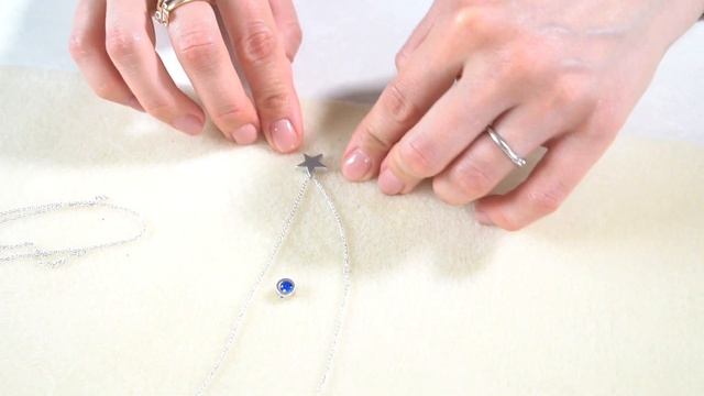 Как сделать кулон со звездой и шатоном Swarovski смотреть онлайн