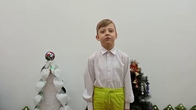 «Читаем стихи Деду Морозу». Захар ЛОПАТО, 6 лет, г. Лида. смотреть онлайн