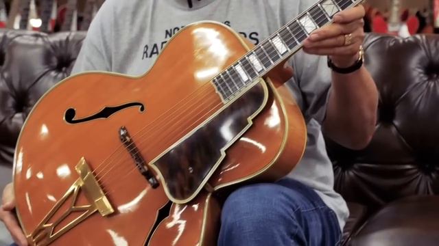 Истории 5ти крутых винтажных гитар из Norman's Rare Guitars. По-русски. смотреть онлайн