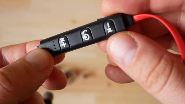 Супер звук за 1.5$? Нет! Bluetooth наушники которые лучше не покупать смотреть онлайн